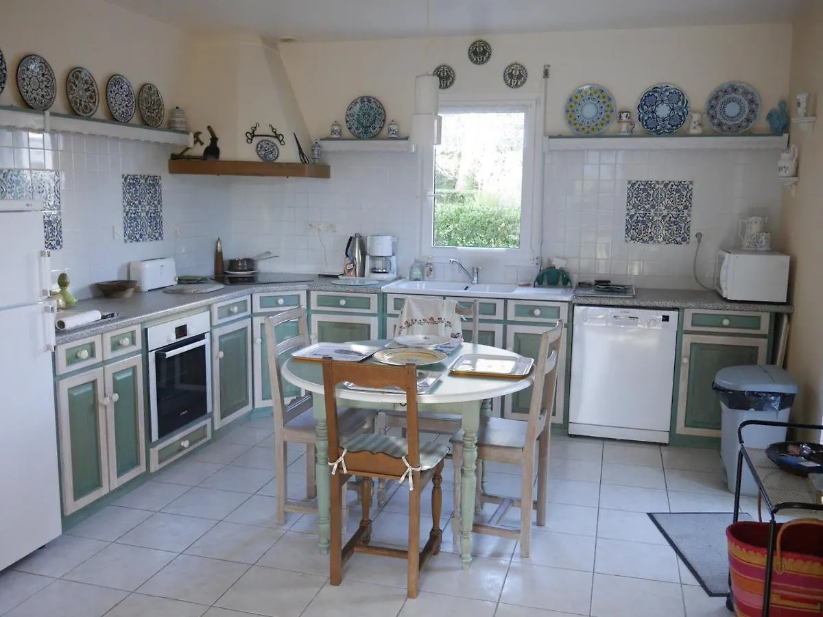 Holiday home Maison Spacieuse Avec Jardin, A 700M Plage Et Commerces, Quartier Calme - Fr-1-418-224 Le Palais