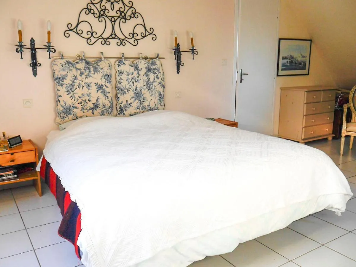 Holiday home Maison Spacieuse Avec Jardin, A 700M Plage Et Commerces, Quartier Calme - Fr-1-418-224 Le Palais France