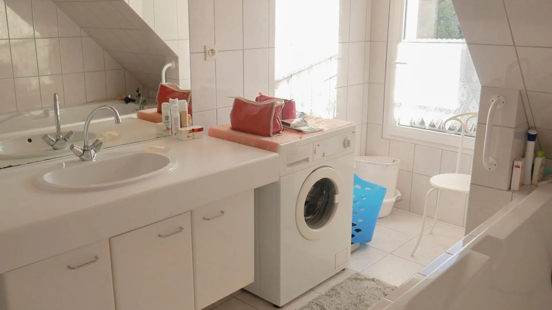 Holiday home Maison Spacieuse Avec Jardin, A 700M Plage Et Commerces, Quartier Calme - Fr-1-418-224 Le Palais